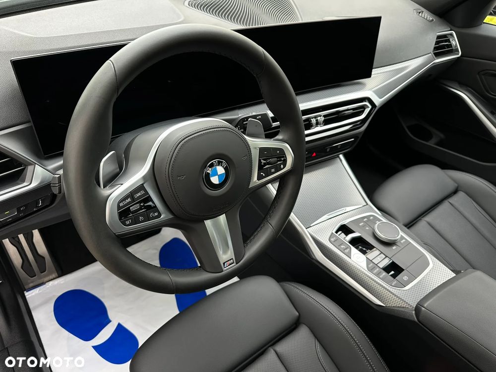 BMW Seria 3 318i M Sport - 19