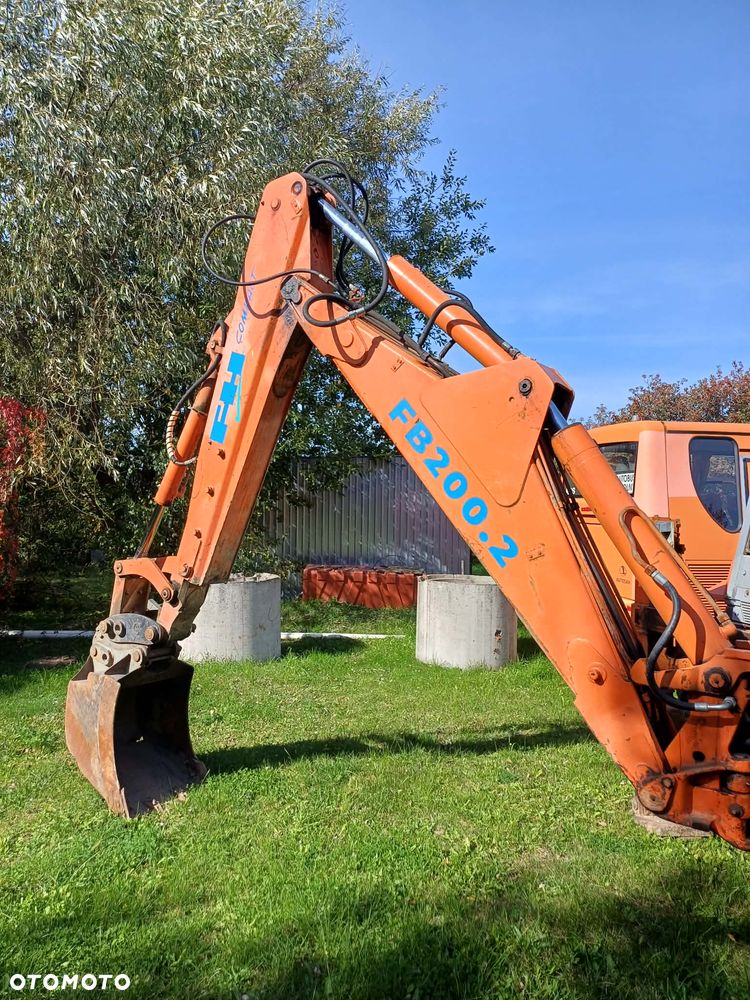 Fiat HITACHI EXCAVATORS FB 200 - 9
