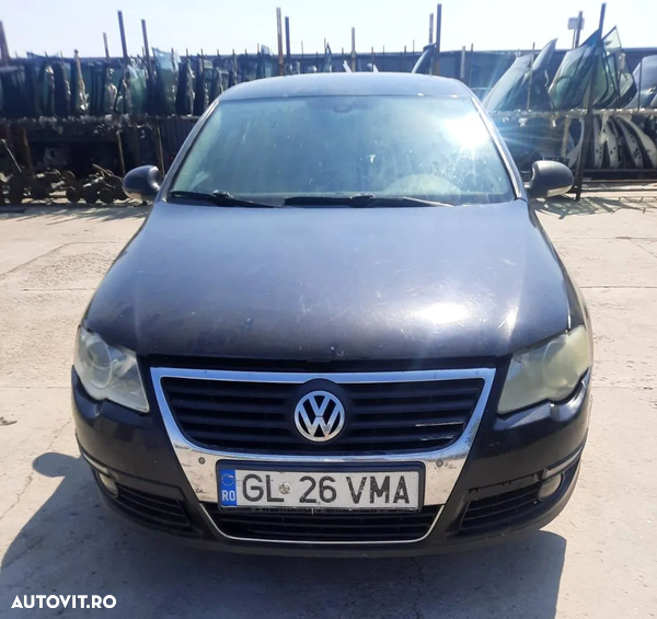 Dezmembram VOLKSWAGEN PASSAT B6