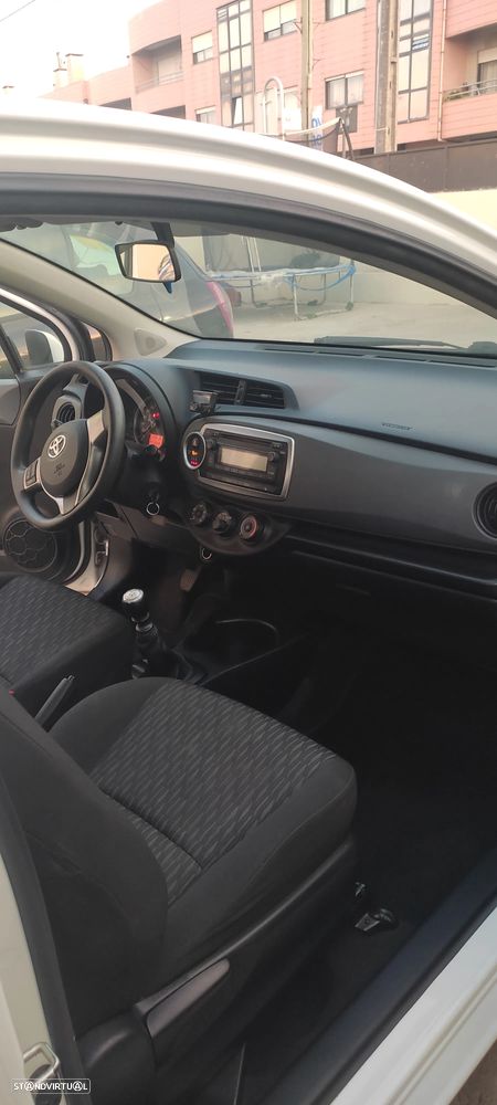 Toyota Yaris 1.4 D-4D Comfort+AC - 10