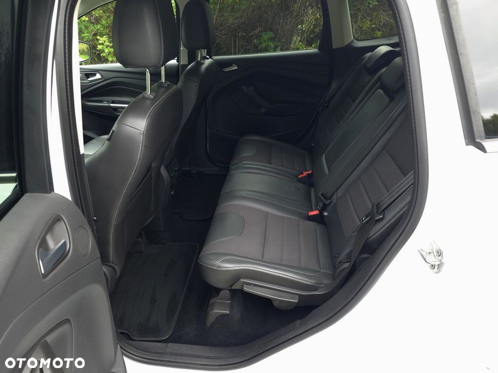 Ford Kuga 2.0 TDCi FWD Titanium - 10