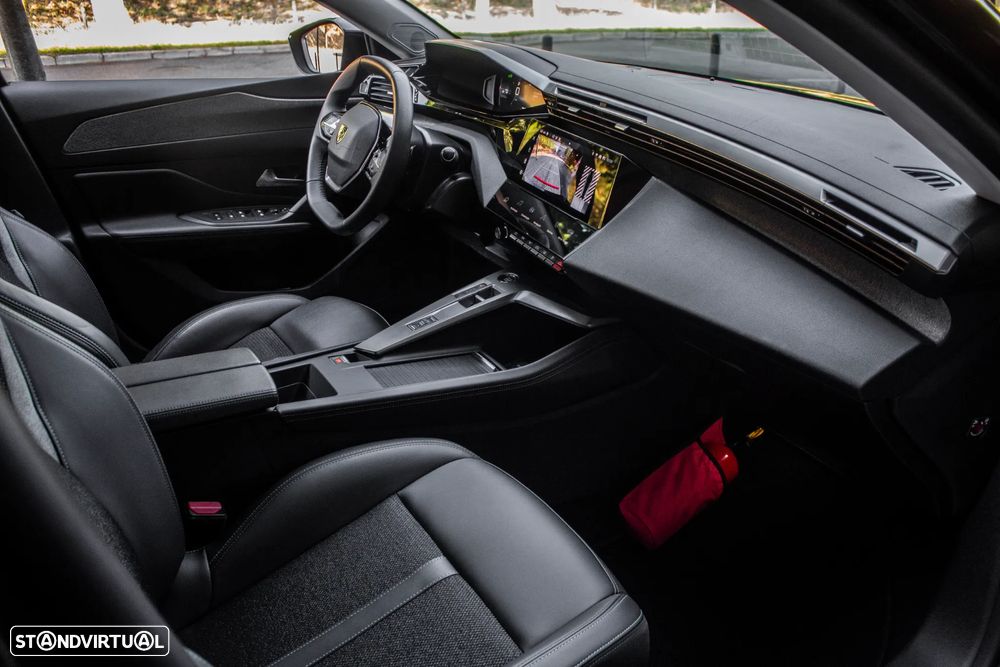 Peugeot 308 SW 1.5 BlueHDi Allure EAT8 - 26