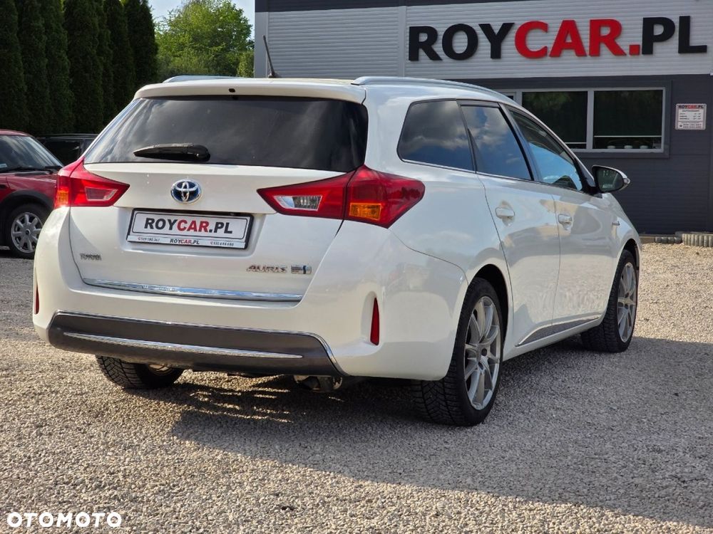 Toyota Auris - 10