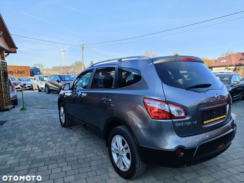 Nissan Qashqai+2 - 6