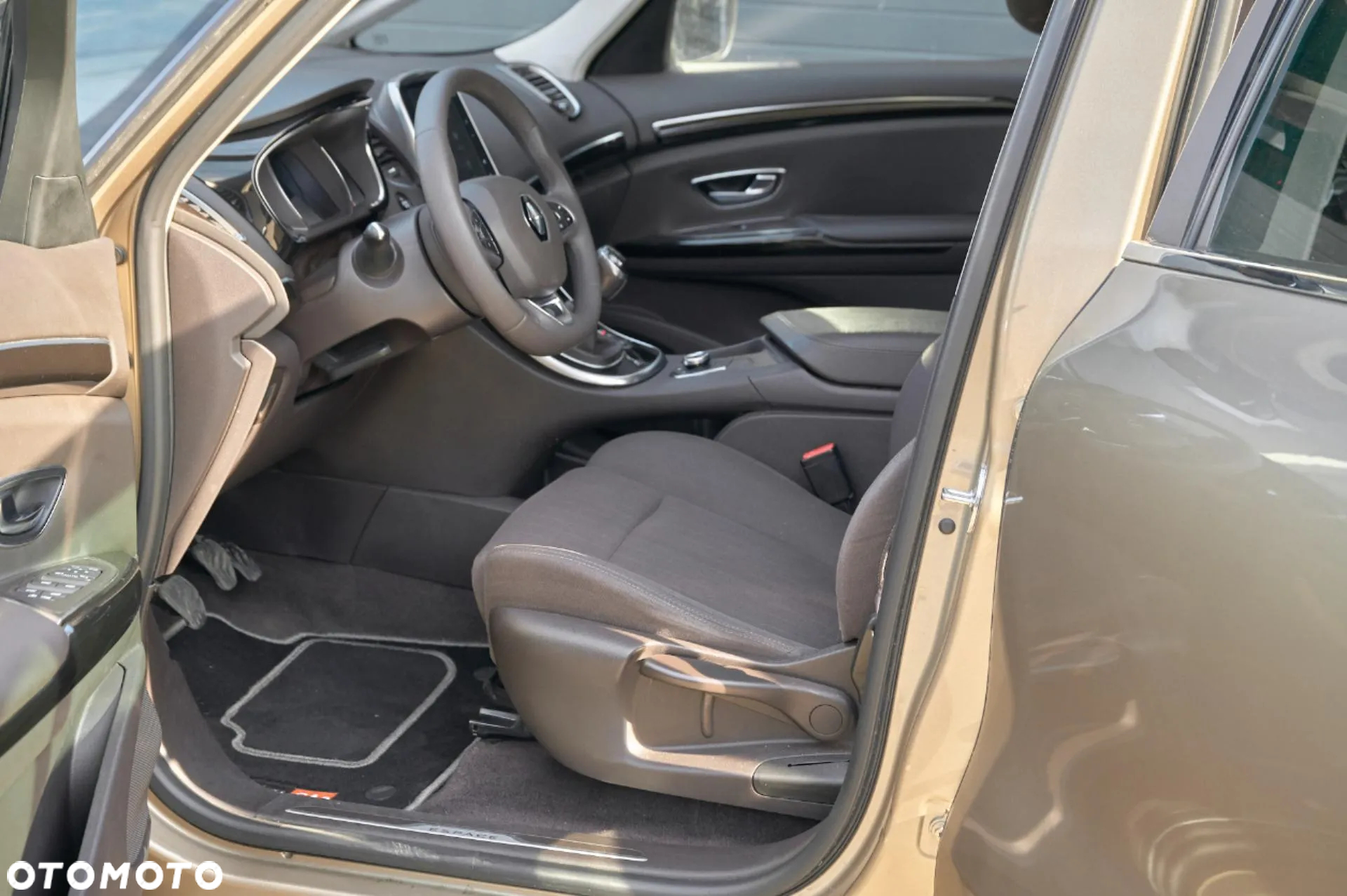 Renault Espace 1.6 dCi Energy Life 7os - 10
