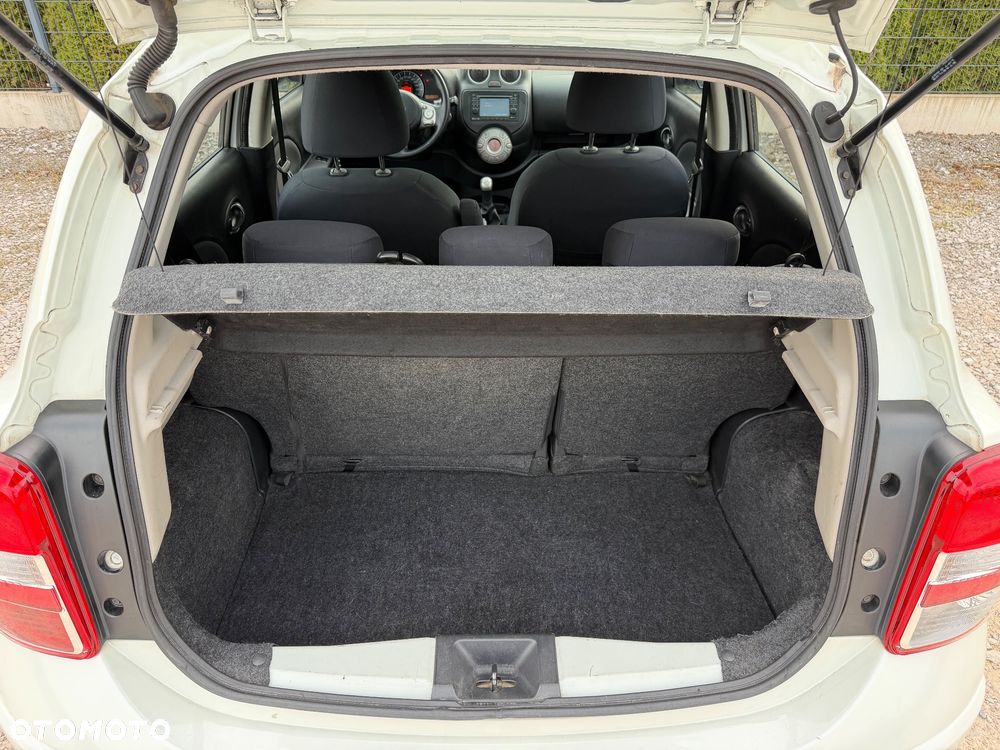 Nissan Micra 1.2 Bild der Frau - 38