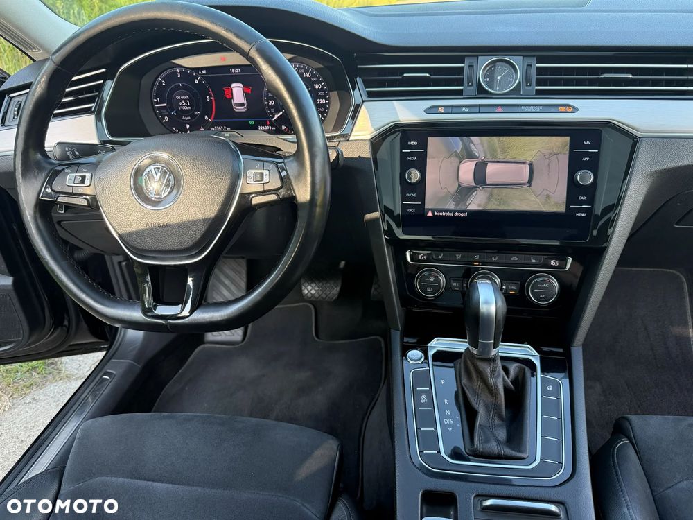 Volkswagen Passat 2.0 TDI SCR Highline DSG - 9