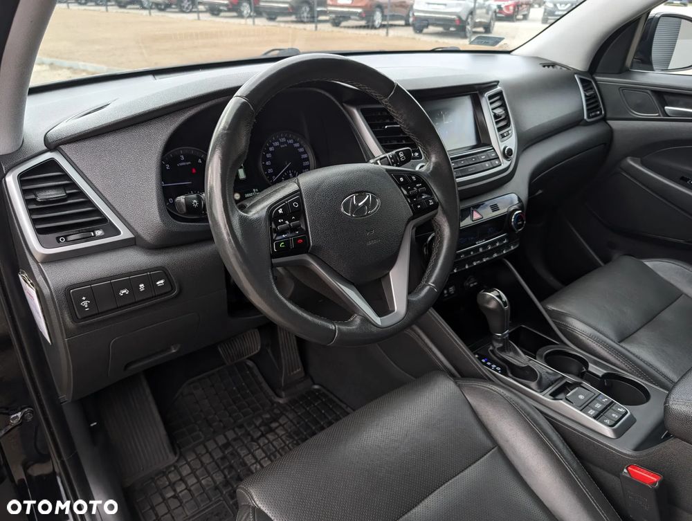 Hyundai Tucson 1.7 CRDI BlueDrive Comfort 2WD DCT - 19