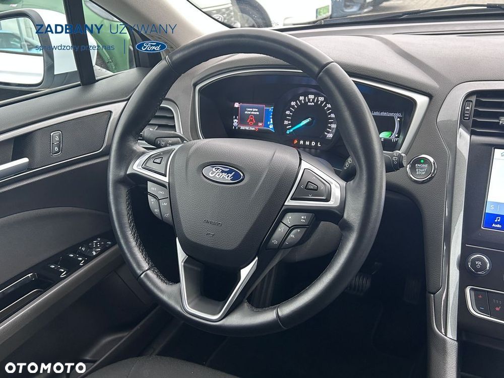 Ford Mondeo 2.0 Hybrid Trend - 18