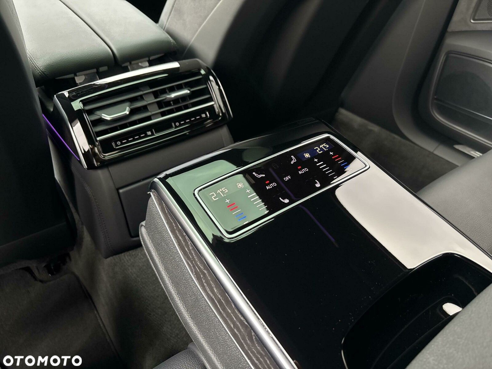Audi A8 - 30
