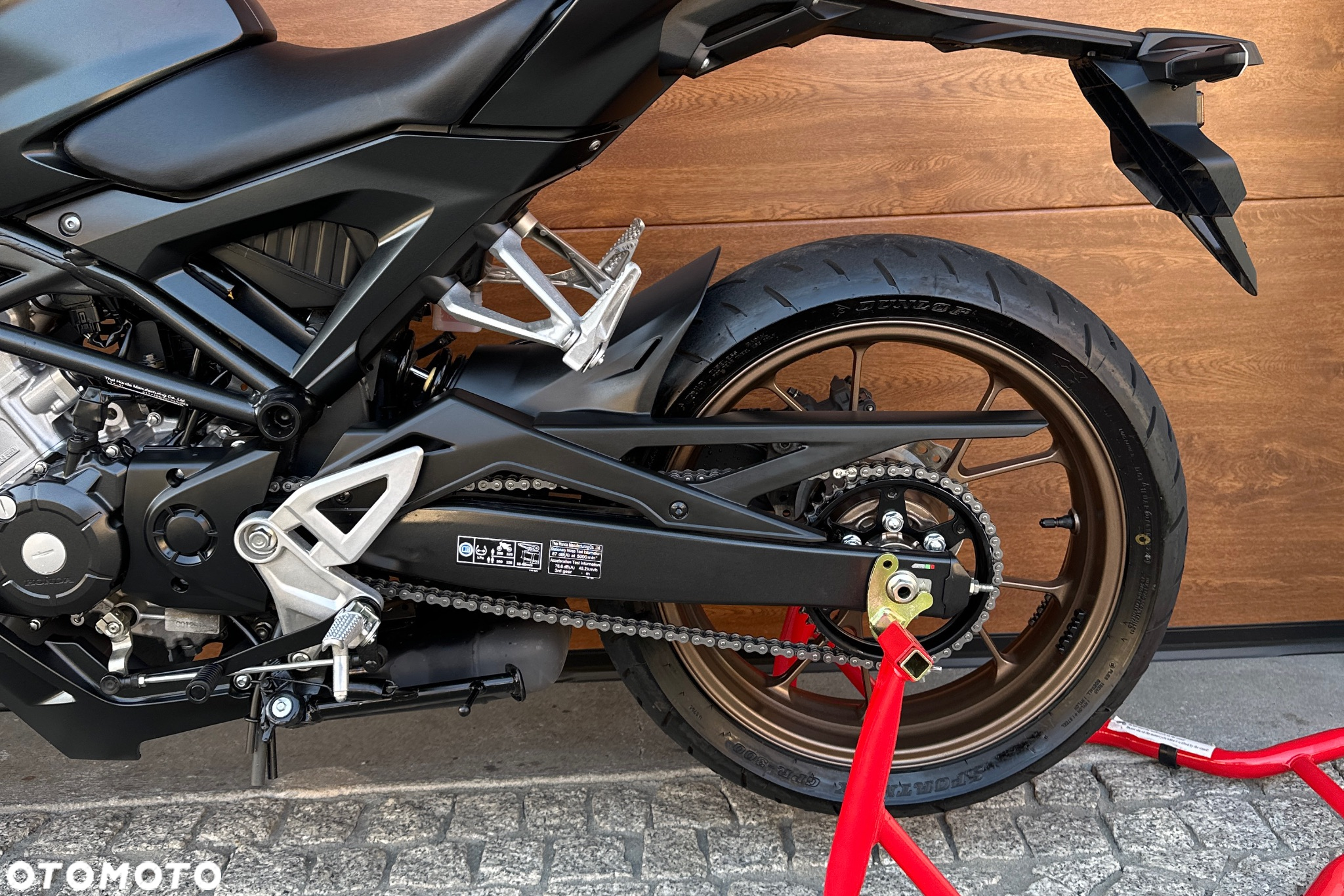 Honda CB - 23