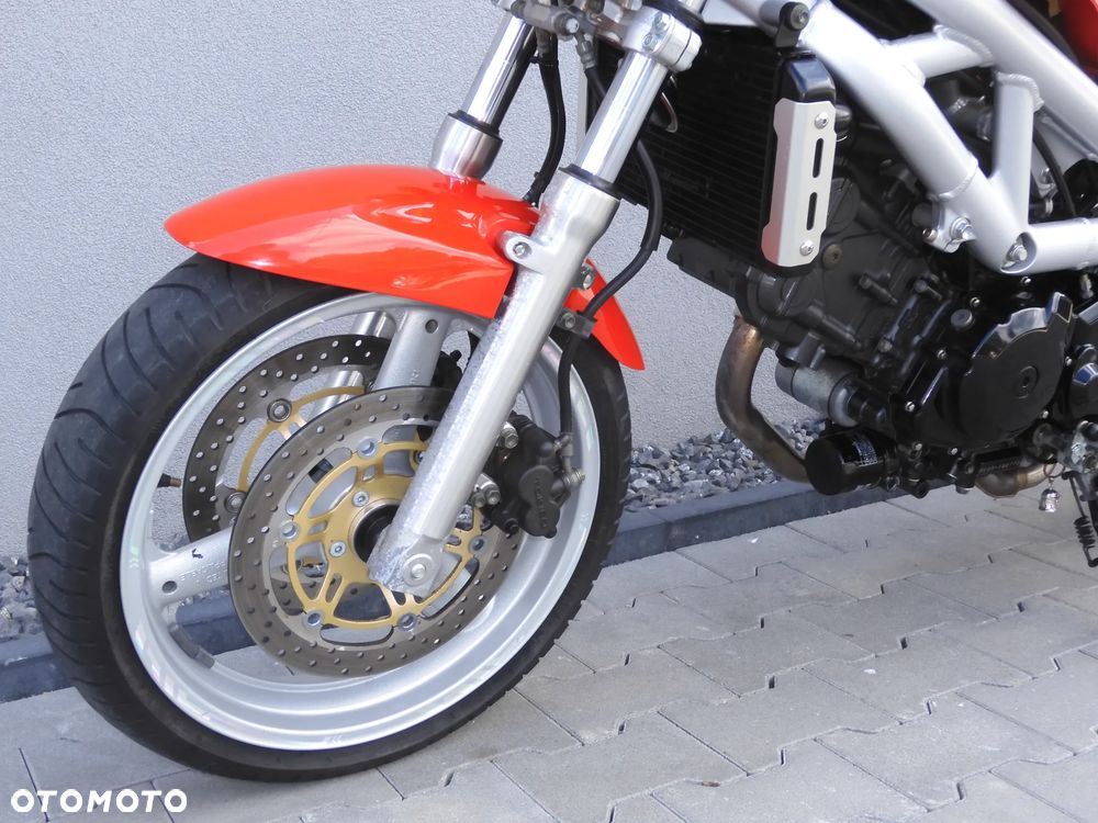 Suzuki SV - 23