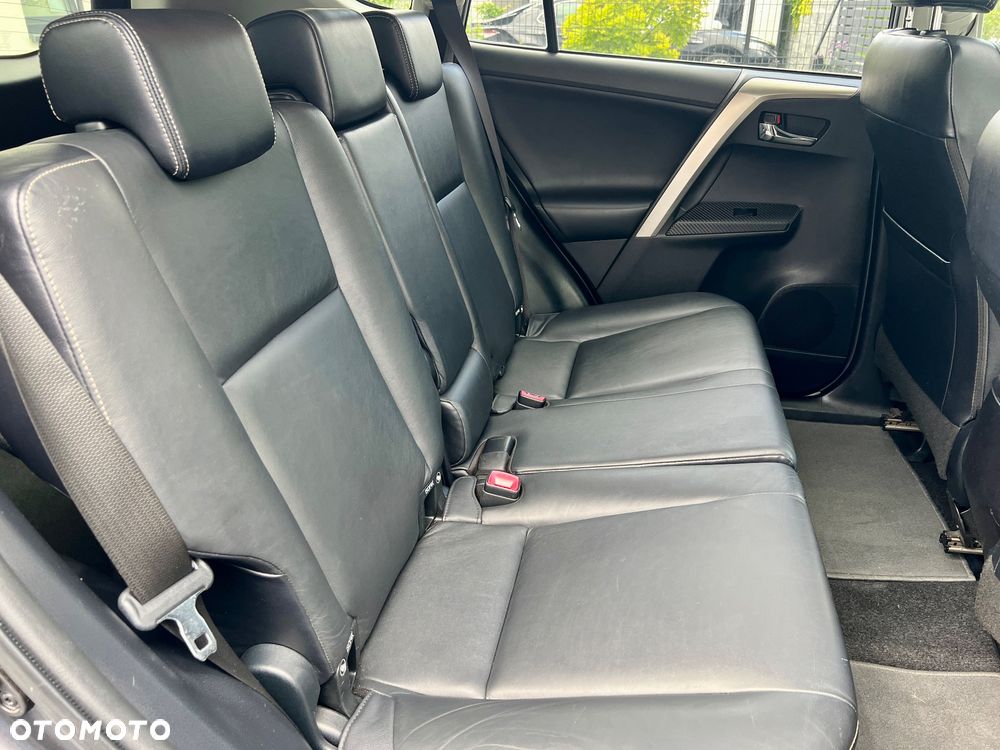 Toyota RAV4 2.0 4x4 - 19