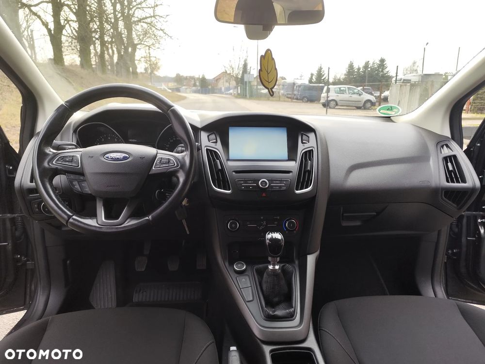 Ford Focus - 8