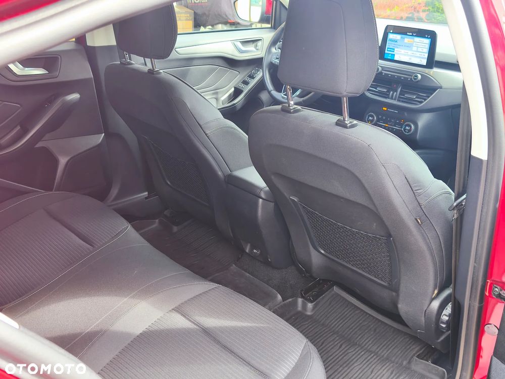 Ford Focus - 12