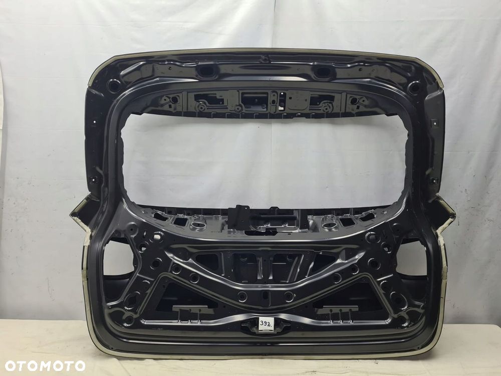 BMW 2 F46 klapa bagażnika tył - 5