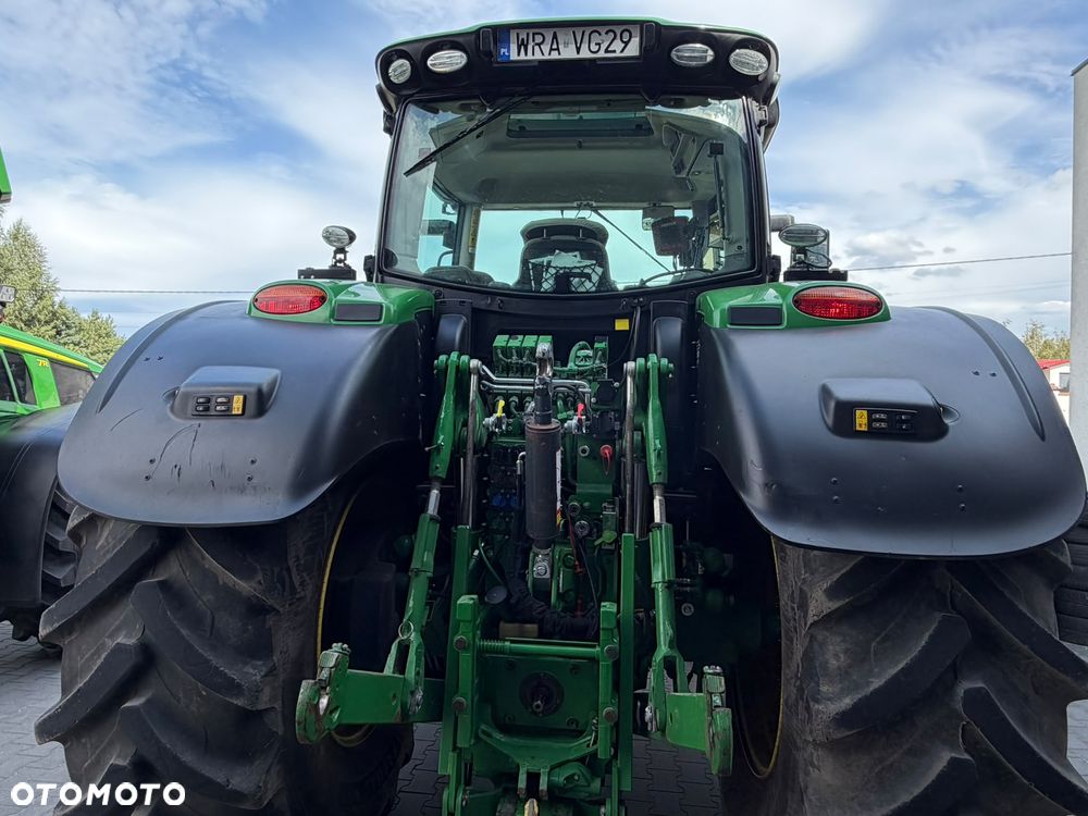 John Deere 6215 - 8