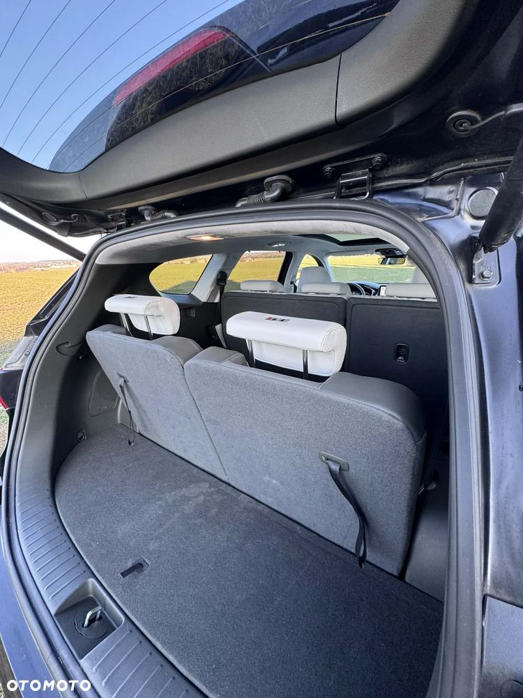 Hyundai Santa Fe - 26