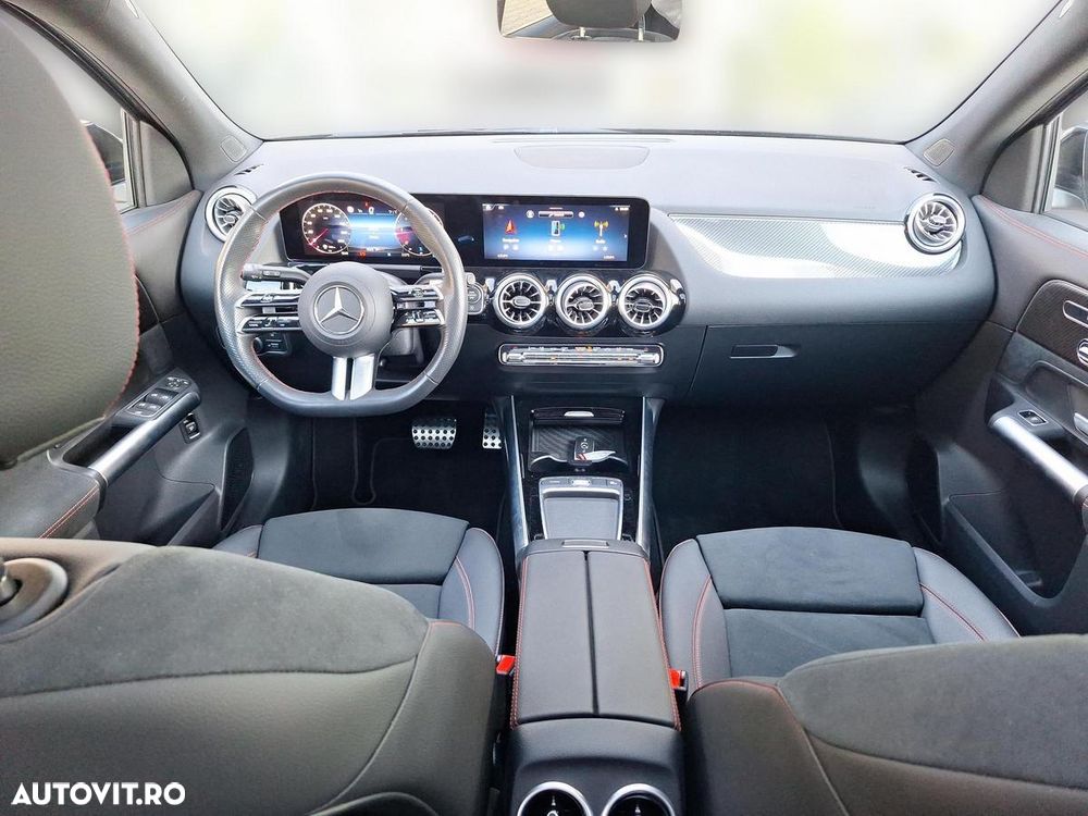 Mercedes-Benz GLA 200 d 4MATIC Aut. - 12