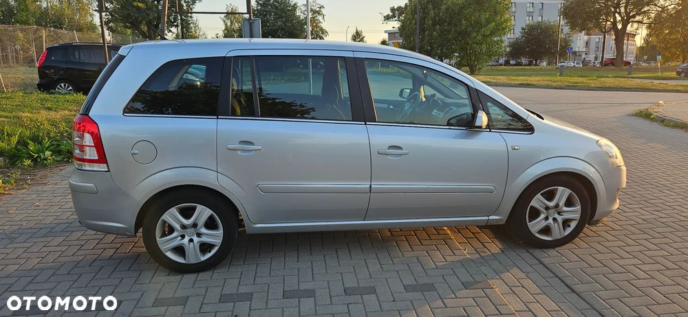 Opel Zafira - 3