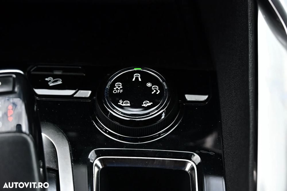 Peugeot 5008 1.5L BlueHDI EAT8 S&S GT - 31