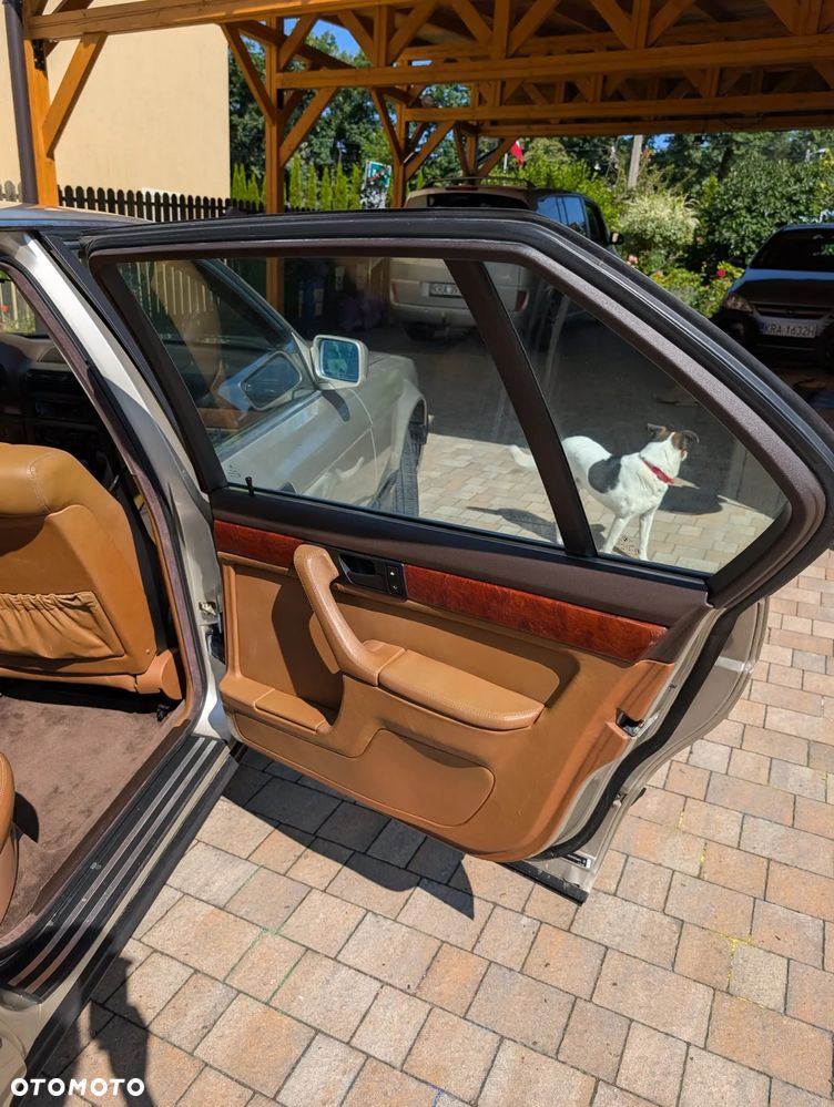 BMW Seria 7 750iL - 32