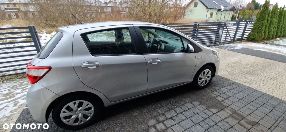 Toyota Yaris 1.5 Premium CVT - 8