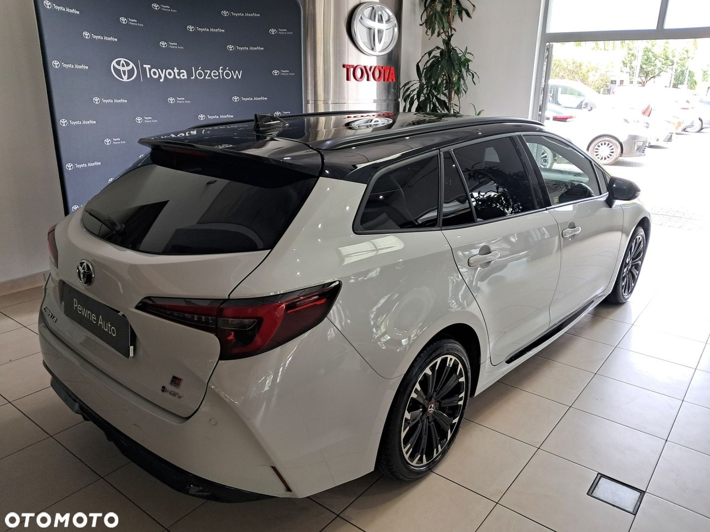 Toyota Corolla 2.0 Hybrid GR Sport - 3