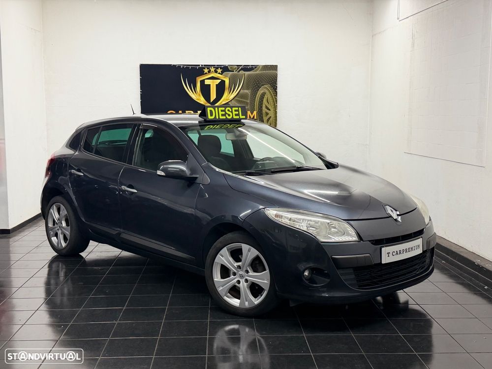 Renault Mégane 1.5 dCi Dynamique S - 1