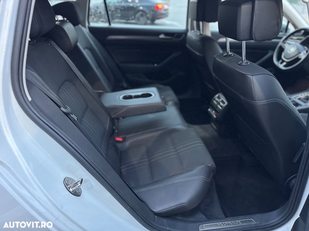 Volkswagen Passat Alltrack - 3