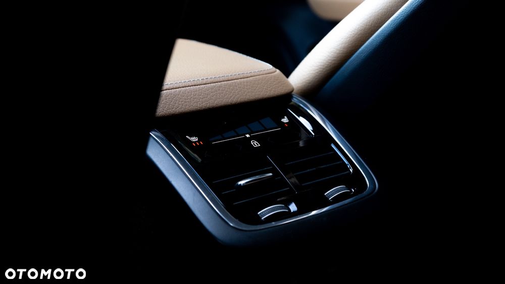 Volvo V60 D4 AWD - 18