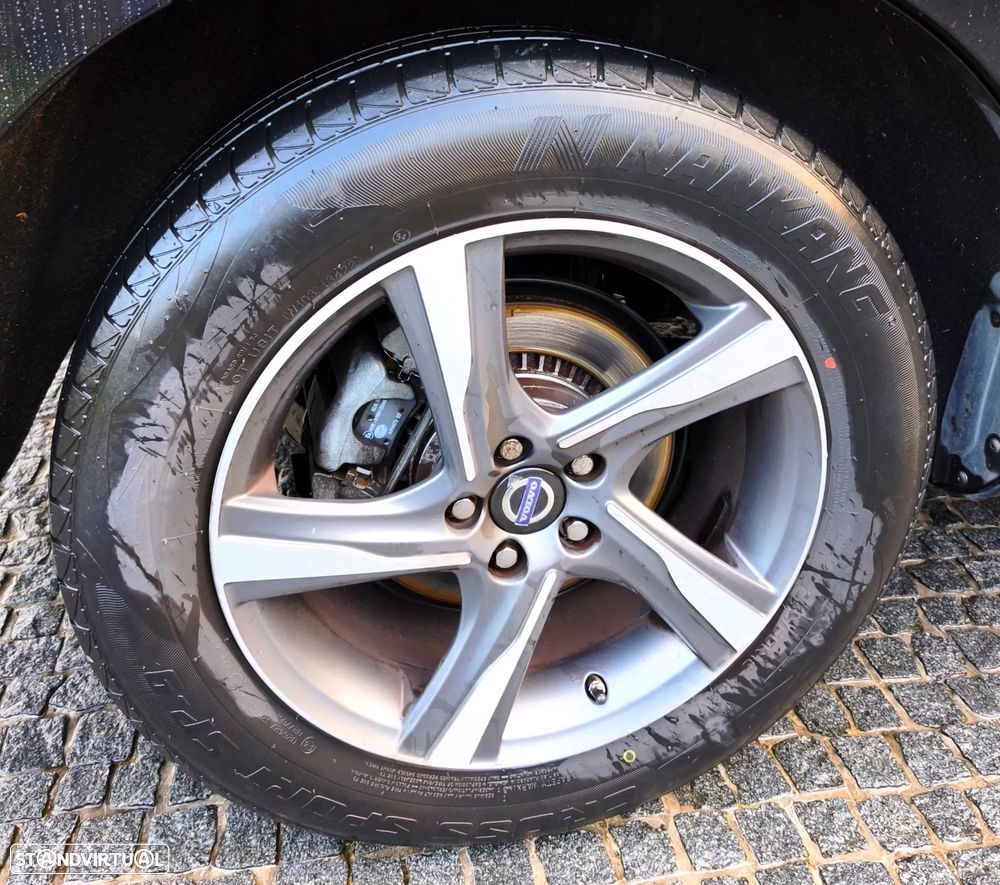 Volvo XC 60 2.0 D4 R-Design Summum - 21