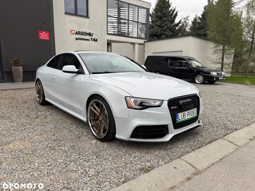 Audi RS5 Coupé Standard - 22