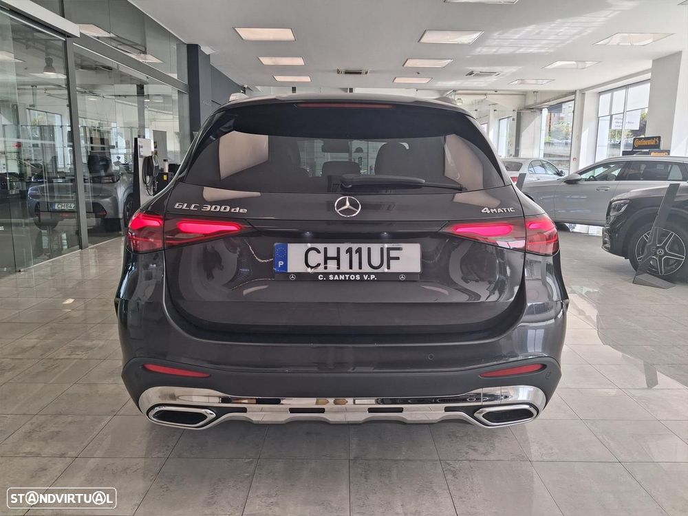 Mercedes-Benz GLC 300 de 4Matic - 8