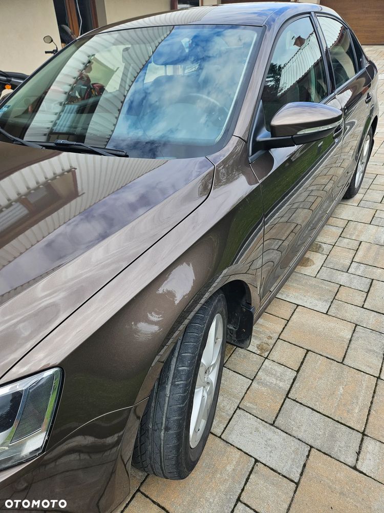 Volkswagen Jetta 1.2 TSI Comfortline - 15