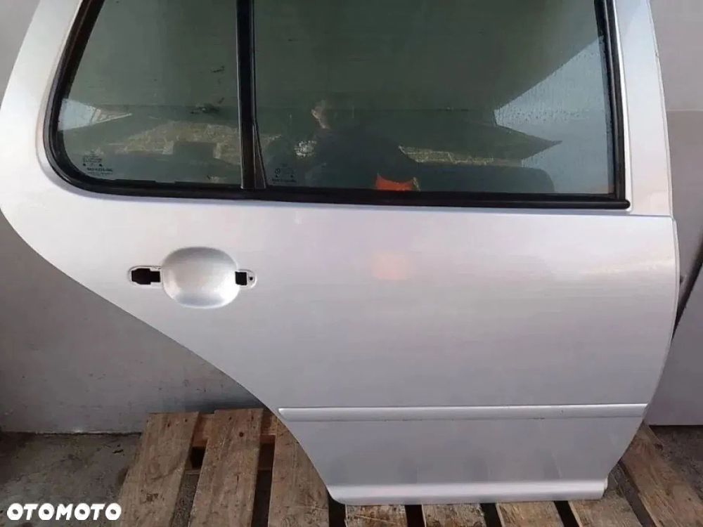 Vw Golf IV Drzwi Tylne Prawe Tył Szyba LB7Z - 2