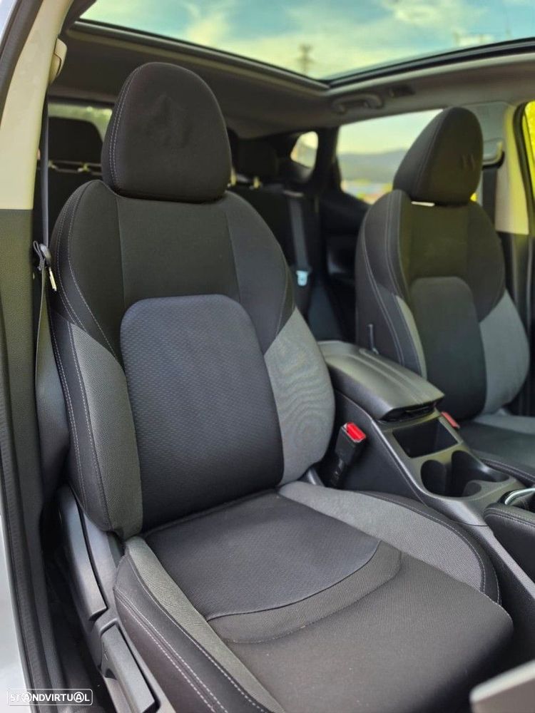 Nissan Qashqai 1.5 dCi N-Connecta - 21
