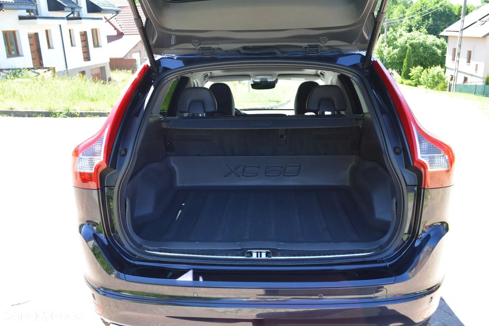 Volvo XC 60 - 8