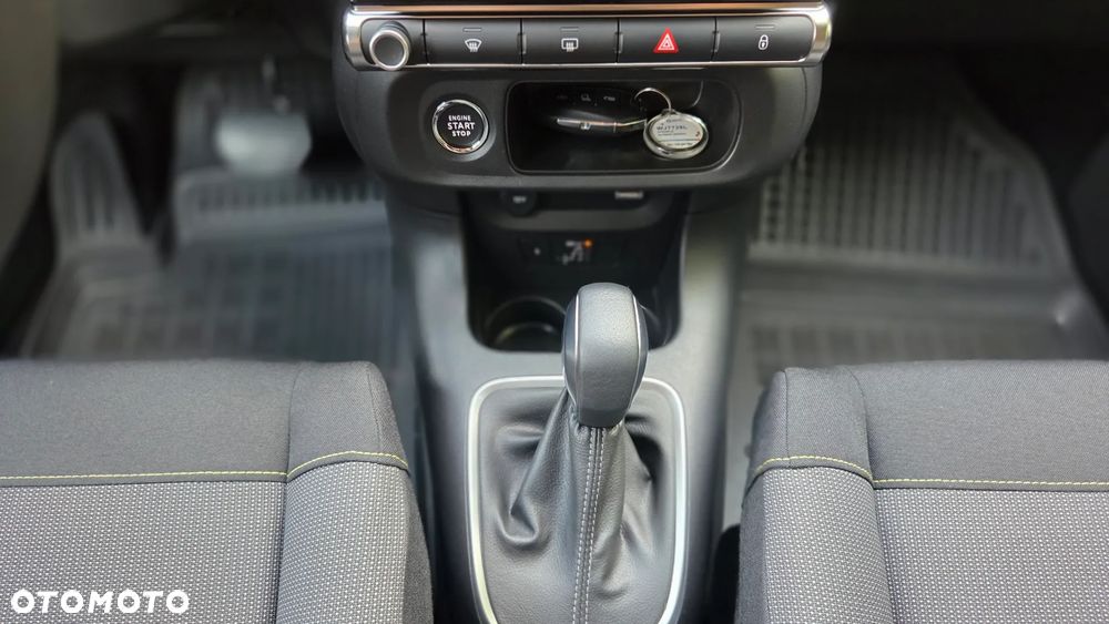 Citroën C3 1.2 PureTech Shine EAT6 - 18
