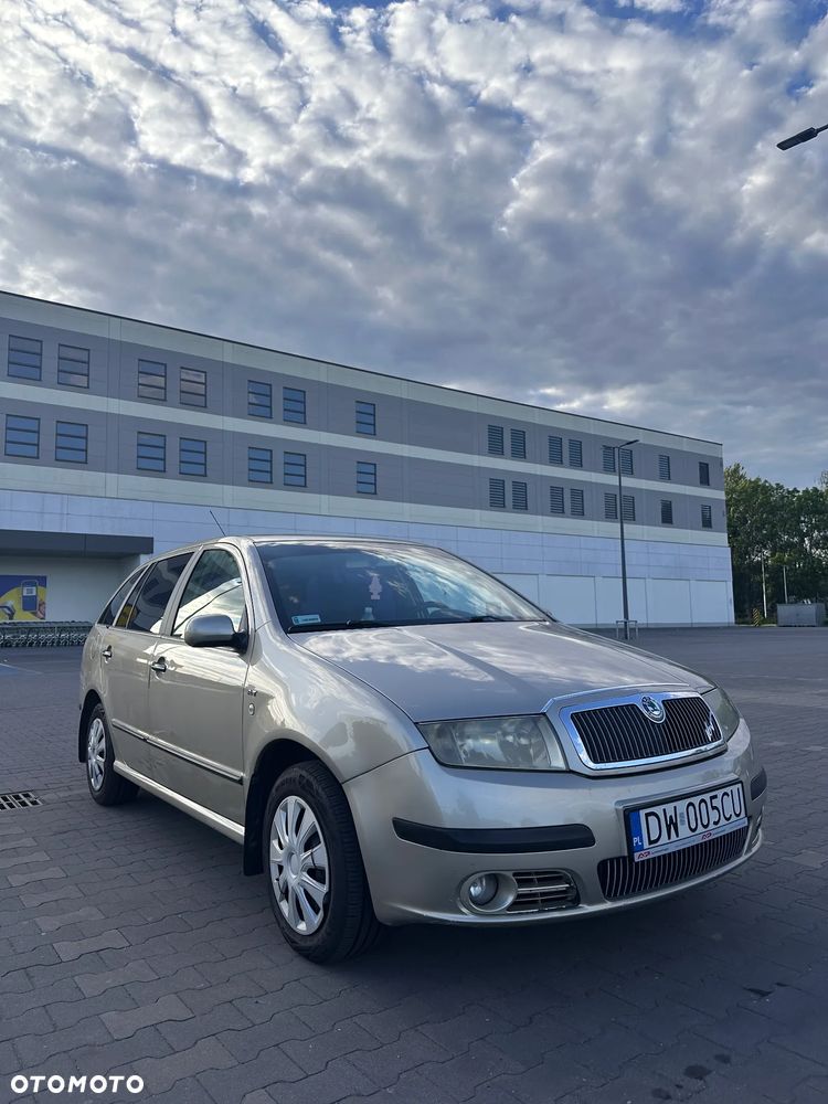 Skoda Fabia 1.4 16V Ambiente - 2