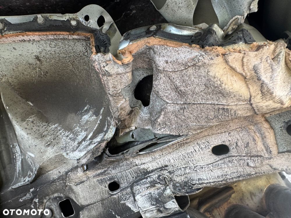 Volkswagen T-Roc 2.0 TDI SCR 4MOTION DSG R-Line - 25