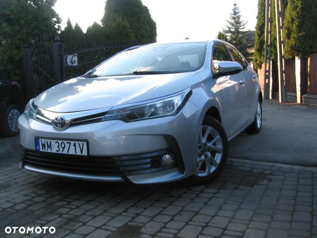 Toyota Corolla 1.6 Premium - 3