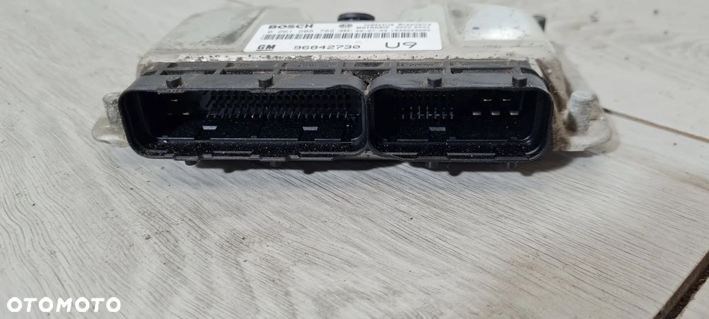 Chevrolet Captiva 2.4 Sterownik Silnika - 4