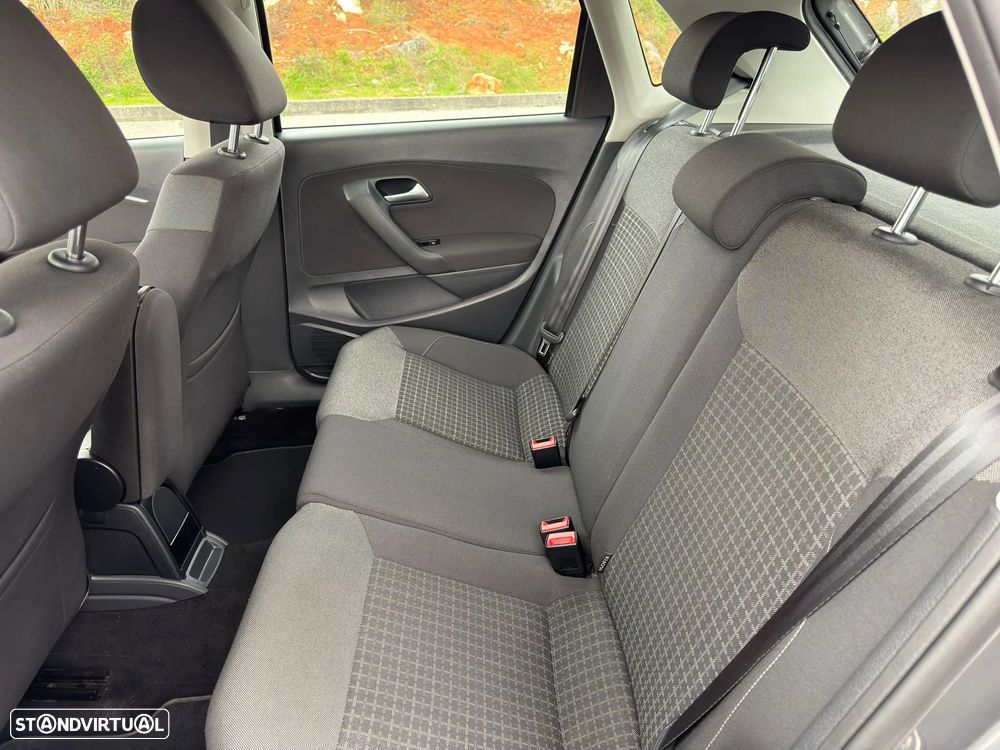 VW Polo 1.4 TDi Connect - 8