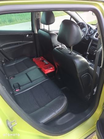 Peugeot 207 120 Sport - 10
