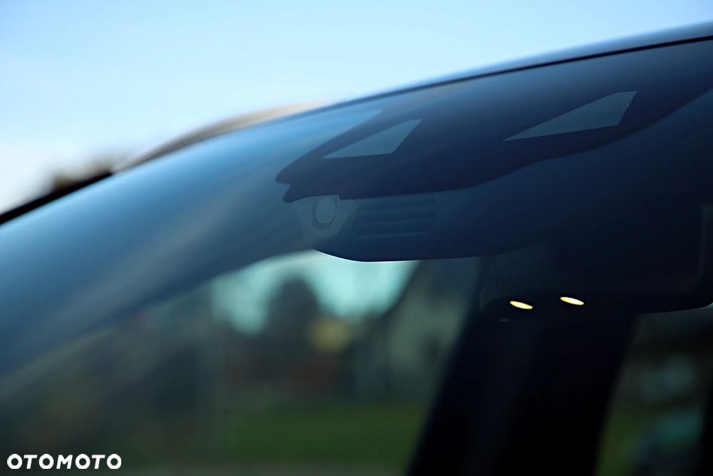 Mercedes-Benz GLA 200 Style - 28