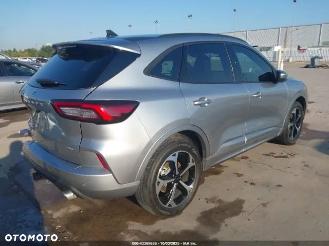 Ford Escape - 4
