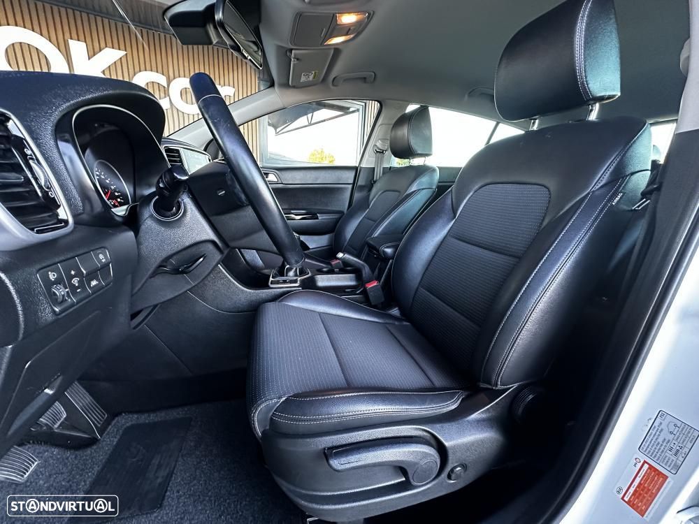 Kia Sportage 1.6 CRDI ISG MHEV Drive - 18