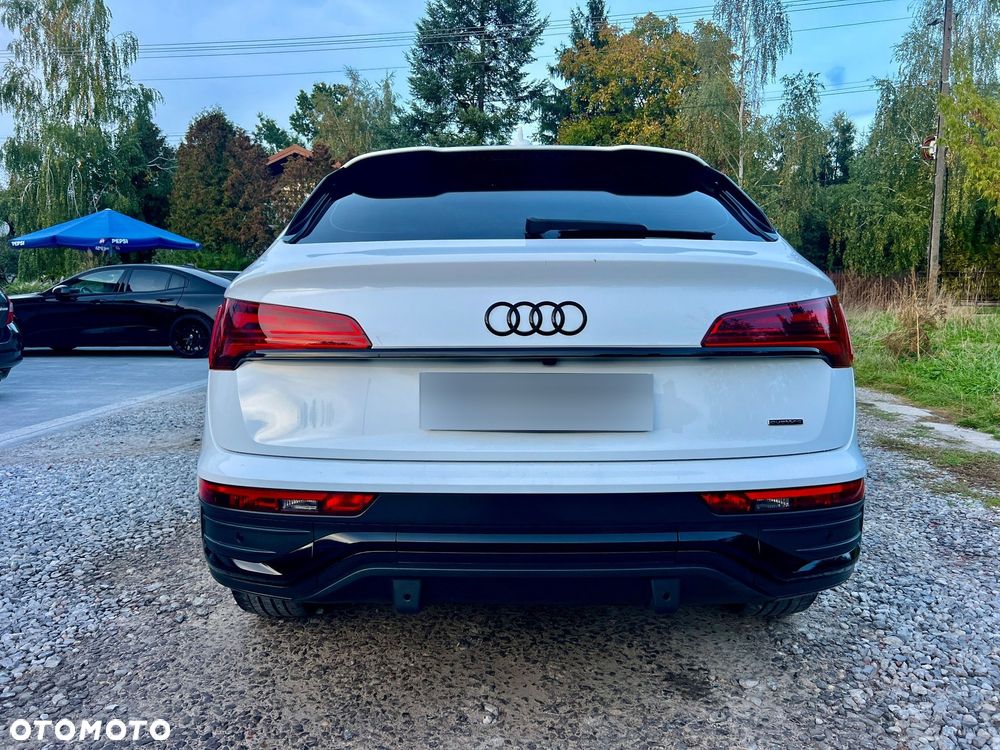Audi Q5 Sportback - 11