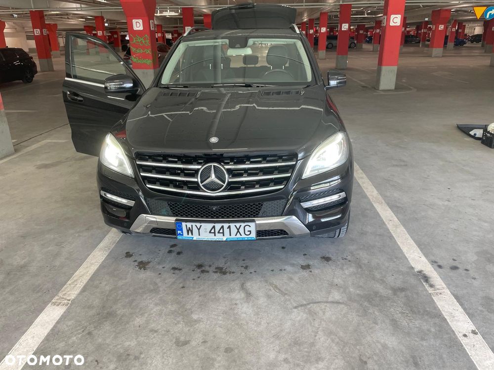 Mercedes-Benz ML 350 BlueTec 4-Matic - 21